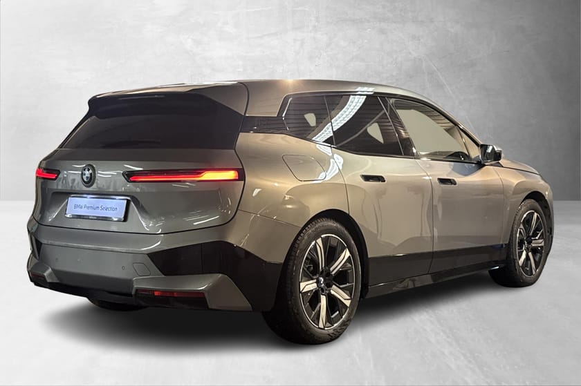 Bilde 4 av BMW iX xDrive40 Fully Charged, Multifunksjon, SkyLounge, H/K