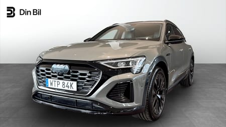 Audi Q8 55 e-tron quattro S LINE 300KW 408HK / Panorama/ S