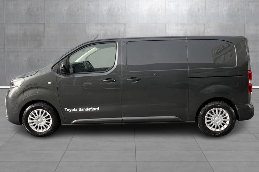 Bilde 4 av Toyota Proace Electric 75 kw/t Comf Medium L1, R.KAMP 6,25% med 35% EK