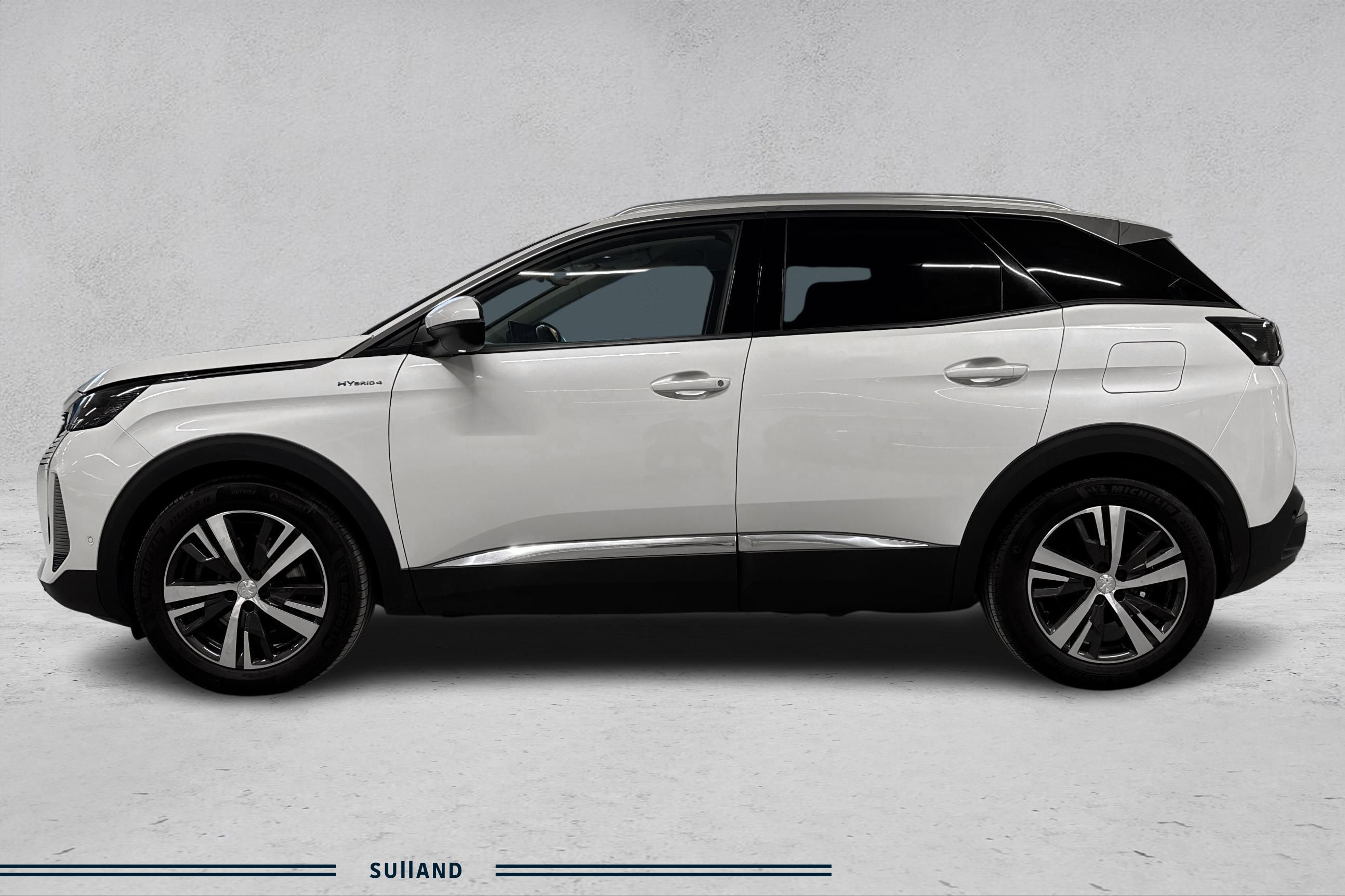 Thumnail bilde 1 av Peugeot 3008 HYBRID4 300