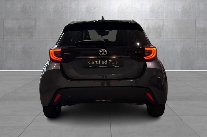 Bilde 4 av Toyota Yaris Hybrid 115 1,5l Active Tech, 6,40% med 10% EK