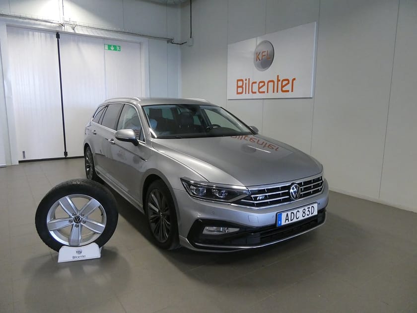 Bild 1 av Volkswagen Passat Sportscombi 2.0 TDI 4M GT R-line Drag-Värmare-Cockpit-Kamera-Navi