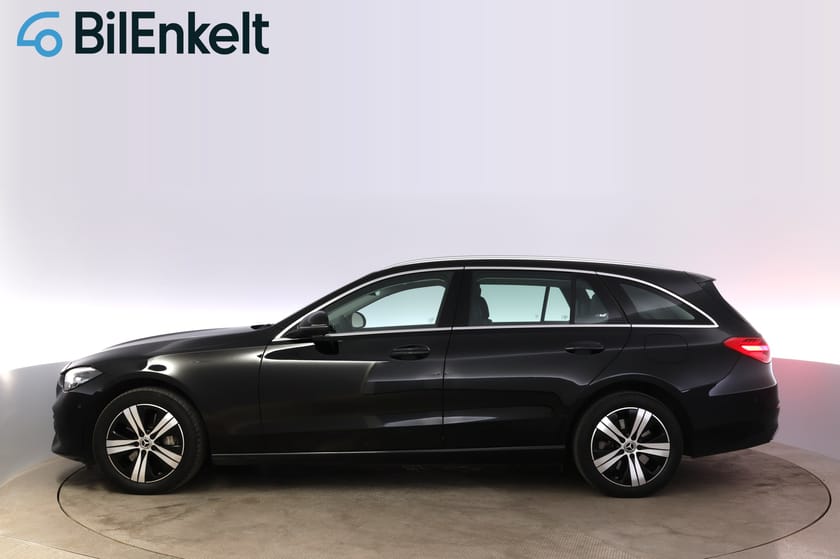 Bild 5 av Mercedes-Benz C 300 T e 9G-Tronic Avantgarde Kamera Cockpit