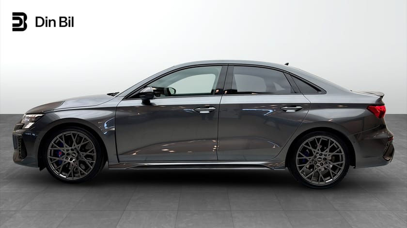 Bild 2 av Audi RS 3 performance edition Sedan 407HK 1 OF 300