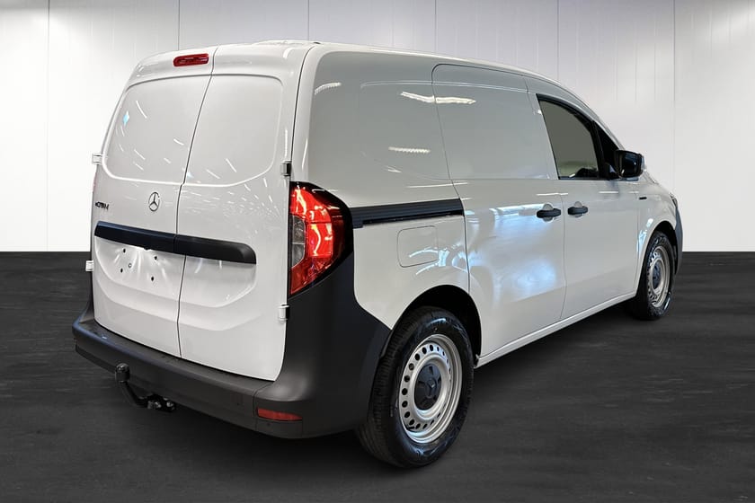 Bild 4 av Mercedes-Benz eCitan 112 SKÅP L1 | Backkamera | Smartphone