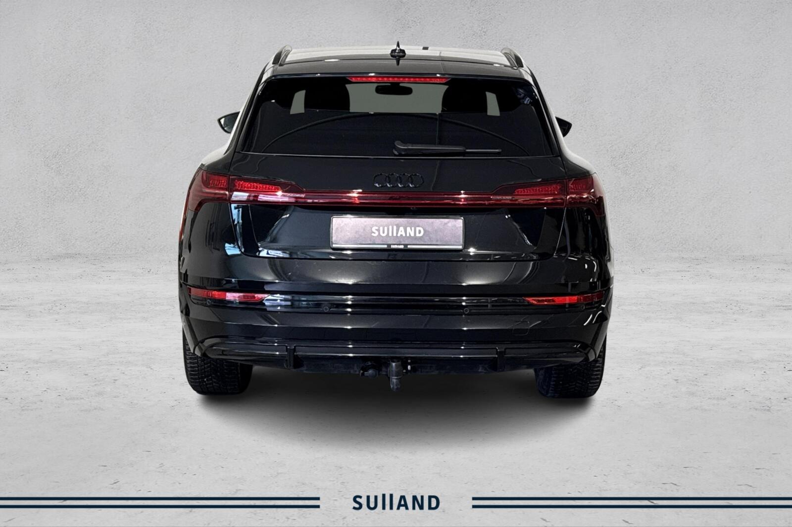 Thumnail bilde 3 av Audi e-tron 55 quattro