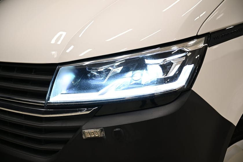 Bild 2 av Volkswagen Transporter 4Motion DSG 150HK Servicebil|Inredd|Dubbeldörr|SeUtr!!
