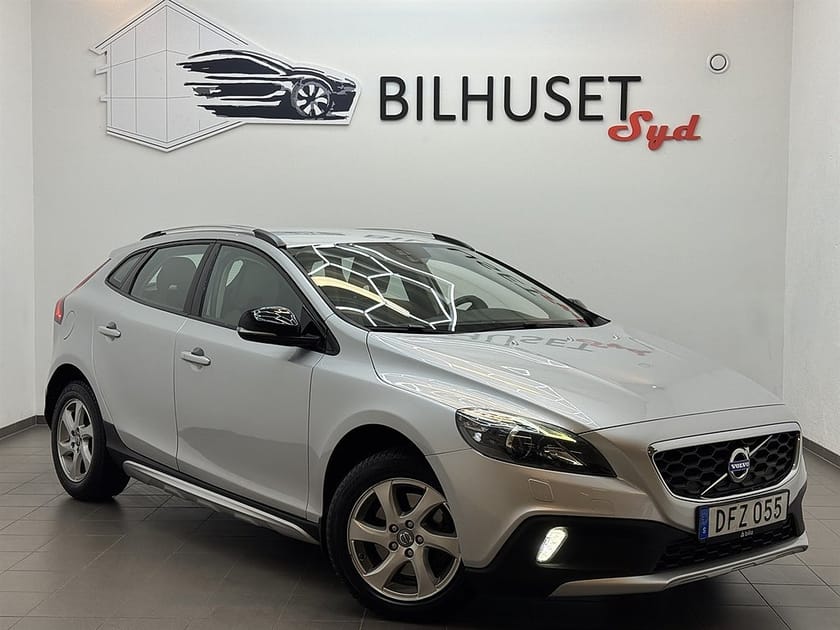 Bild 1 av Volvo V40 Cross Country D2 115hk Momentum Värmare/Läder/Kamrem bytt