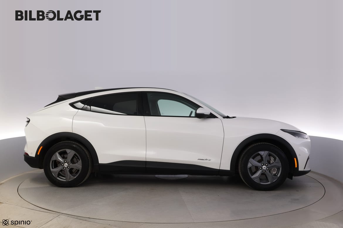 Ford Mustang Mach-E 2022 - miniatyr 2