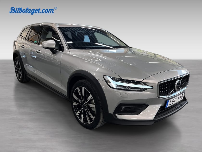 Bild 3 av Volvo V60 Cross Country B4 AWD Diesel Plus