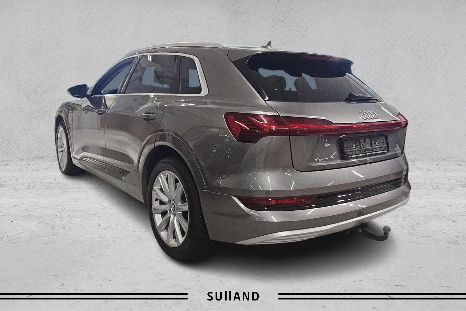 Thumnail bilde 2 av Audi e-tron 55 quattro