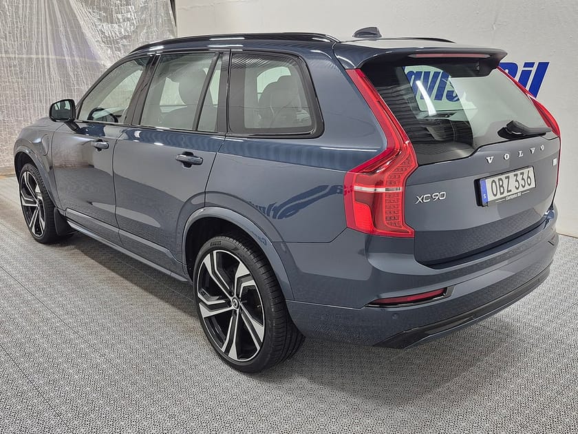 Bild 3 av Volvo XC90 7-seater T8 Recharge Plus Dark 7-sits plug in AWD 456HK 4x4 Läder