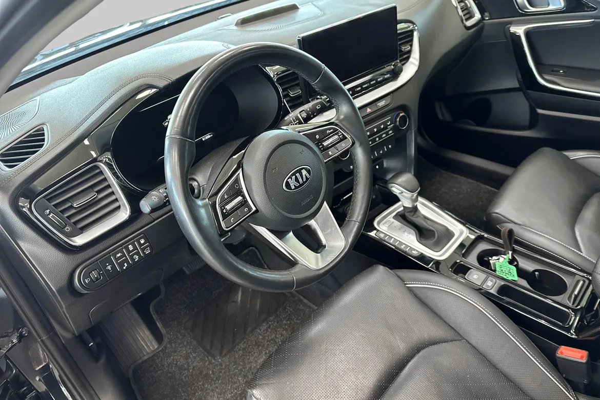 picture of a car