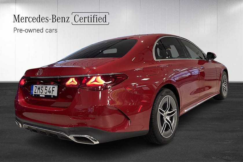Bild 3 av Mercedes-Benz E 300 e Sedan AMG Distronic
