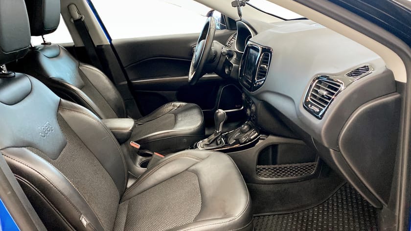 Bild 3 av Jeep Compass 1.4 4WD Automatisk 170hk Backkamera - Navi