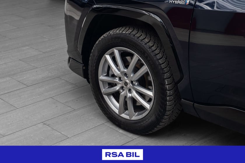 Bilde 4 av Suzuki Across Plug-in Hybrid First Edition/Firehjulstrekk/Ryggekamera/Automatgir