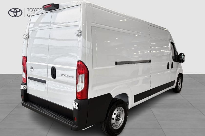 Bild 3 av Toyota ProAce Max Van 35 L3H2 180 HK AUT COMFORT