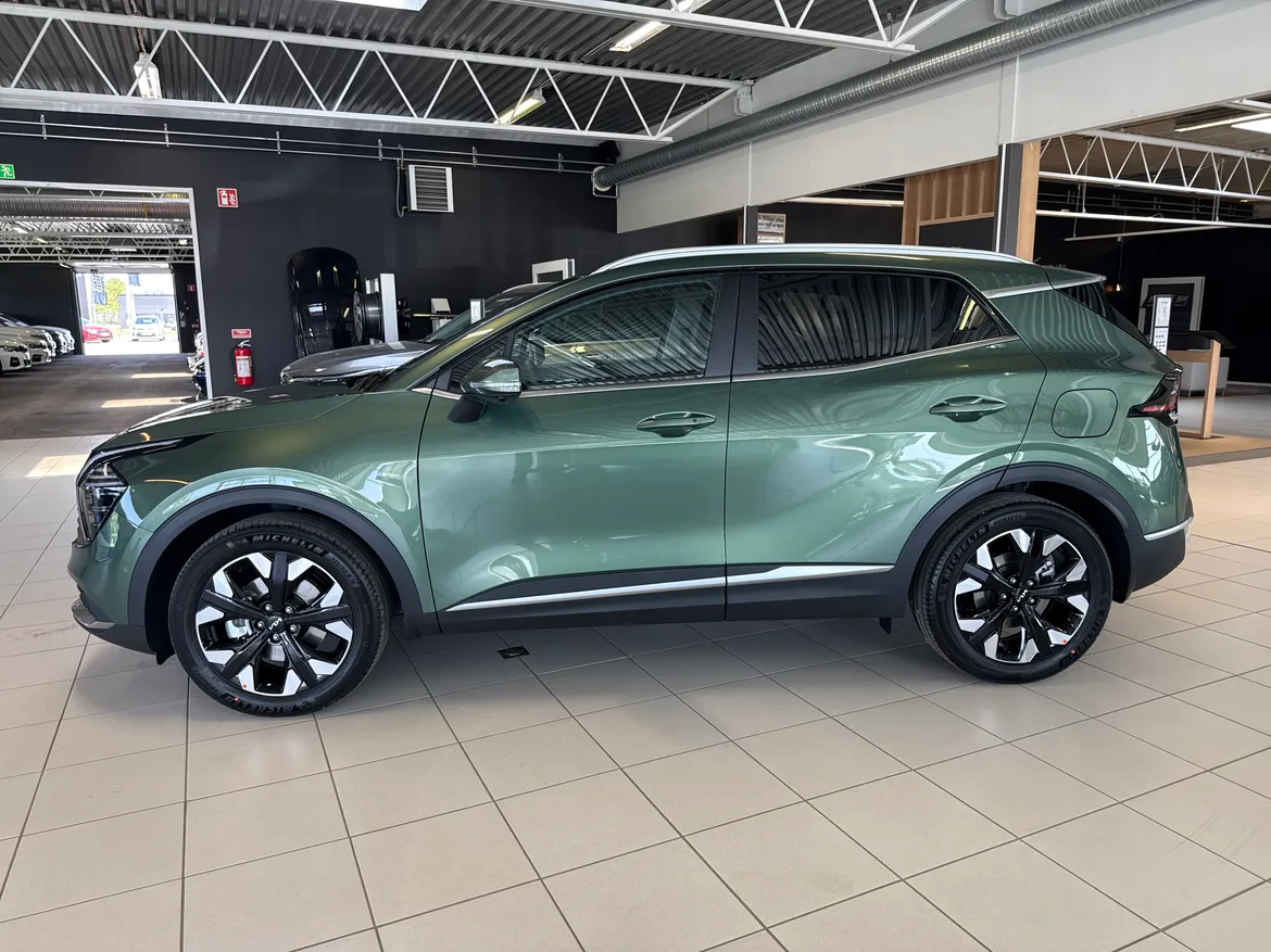 picture of a car