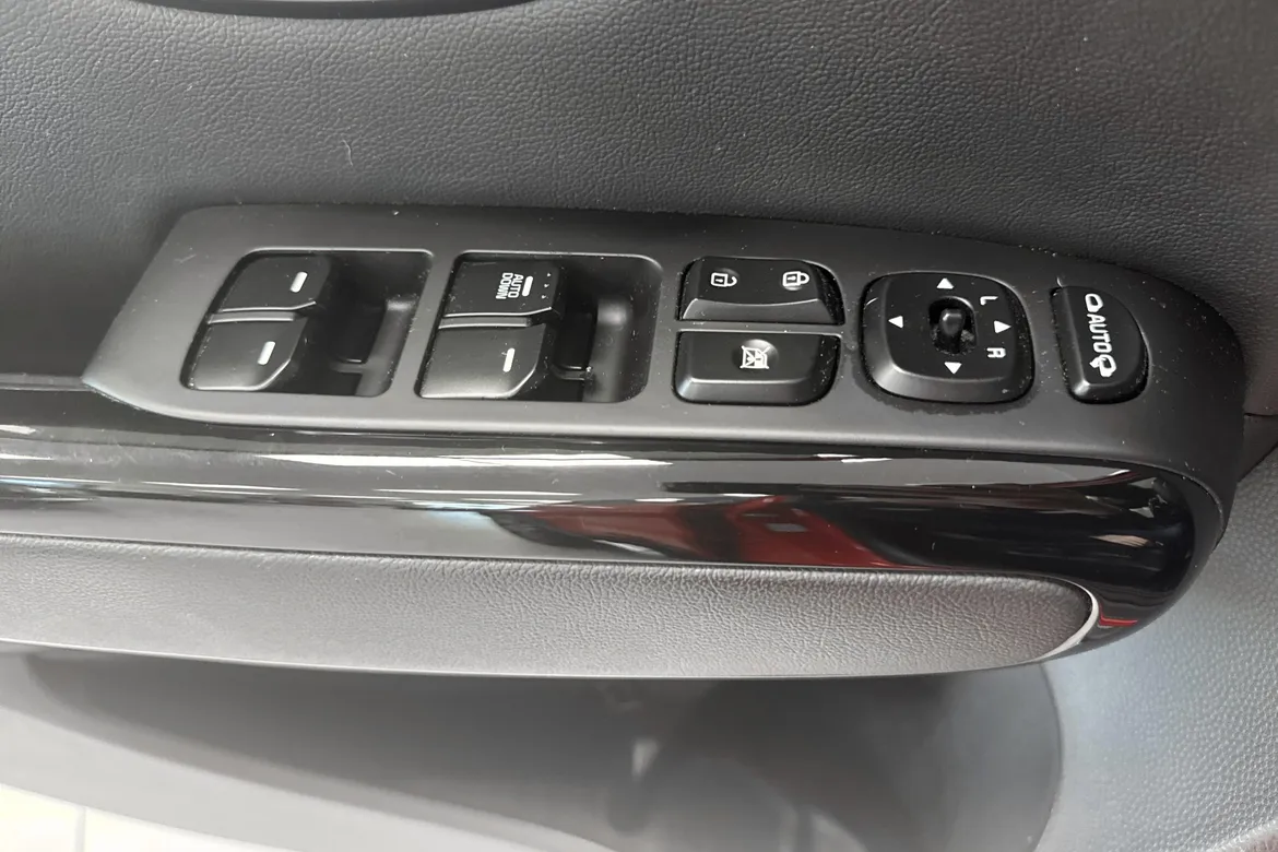 picture of a car
