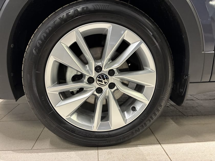Bild 3 av Volkswagen T-Cross LIFE 1.0 TSI 95 HK M5