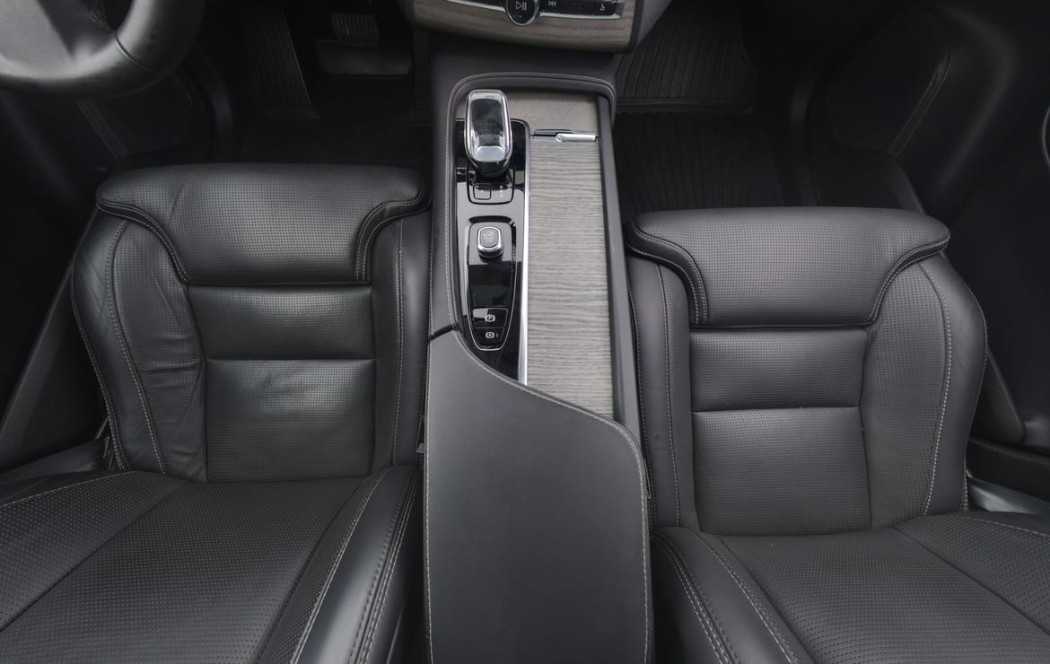 Volvo XC90 2023 - miniatyr 9