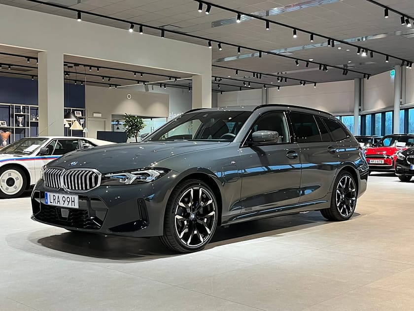 Bild 1 av BMW 330e xDrive Touring M-Sport