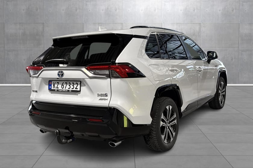 Bilde 5 av Toyota RAV4 Plug-in Hybrid Active Tech / Panorama&JBL / Velholdt /