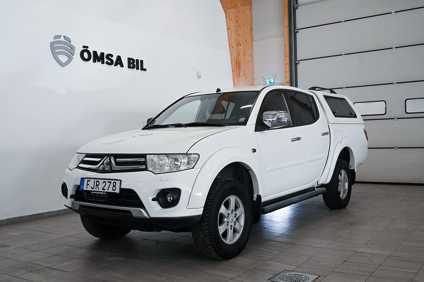 Bild 2 av Mitsubishi L200 Dubbelhytt 2.5 4x4 Drag MOMS 178hk