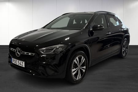 Mercedes-Benz GLA 250 e / Panorama / Ambient / Drag