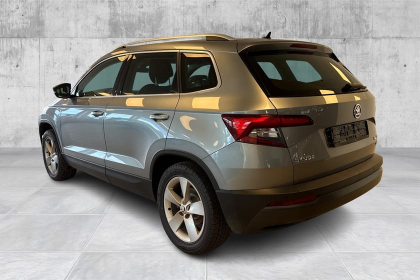 Bilde 3 av Škoda Karoq 2.0 150hk 4x4/Krok/Webasto/ACC/R.Kam/Carplay/EU28++