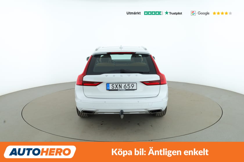 Bild 4 av Volvo V90 Cross Country D4 Momentum AWD / VOC, Panorama, Värmare, BLIS