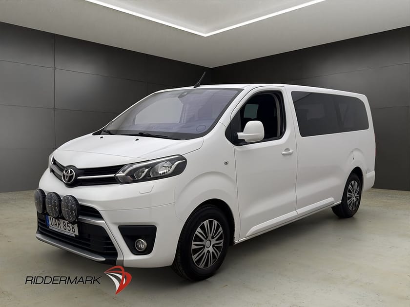 Bild 3 av Toyota Proace Verso Extra Lång Ny-Kamrem PDC HUD 9-Sits