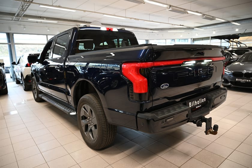 Bilde 3 av Ford F-150 Lightning Standard Range 