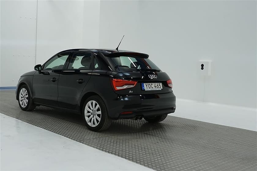 Bild 4 av Audi A1 Sportback 1.4 TFSI 125hk Proline 0.51L/Mil