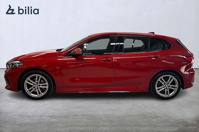 Bild 3 av BMW 118i M-Sport Aut | Drag | PDC | Farthållare | 17 Tum