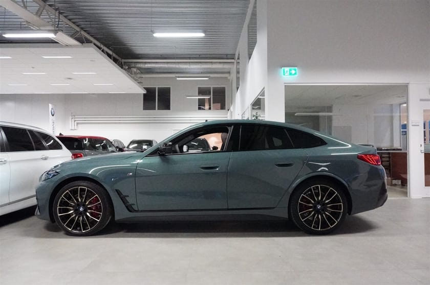 Bild 3 av BMW i4 M60 xDrive Gran Coupé M-Sport Inoovation