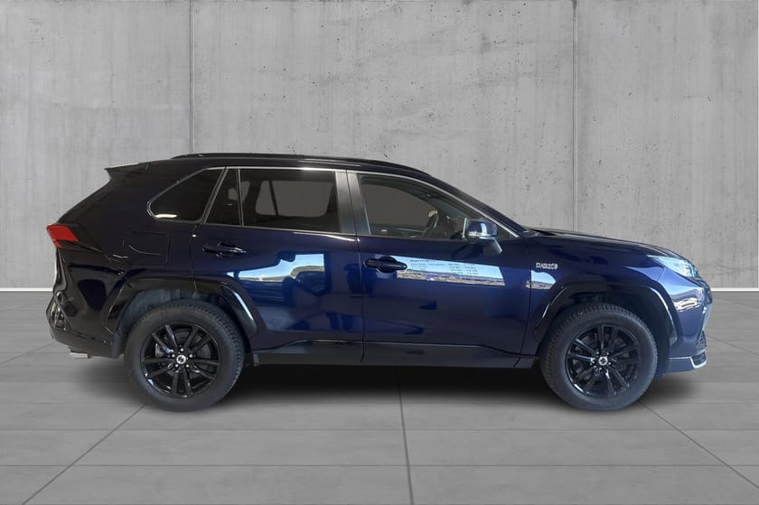 Bilde 4 av Suzuki Across Plug-in Hybrid 306HK, PHEV 75km WLTP, HENGERFESTE, NY SERVICE
