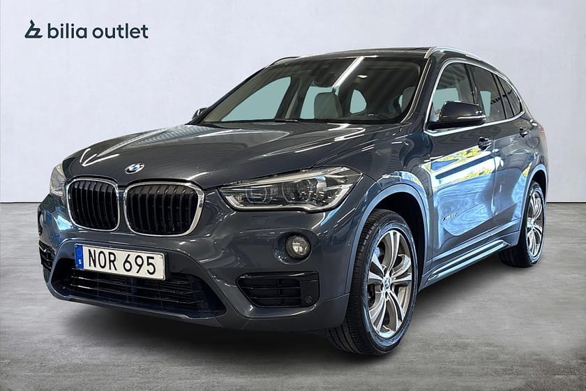 Bild 1 av BMW X1 xDrive25d aut Sport line 231hk Pano HuD Navi B-kam Drag