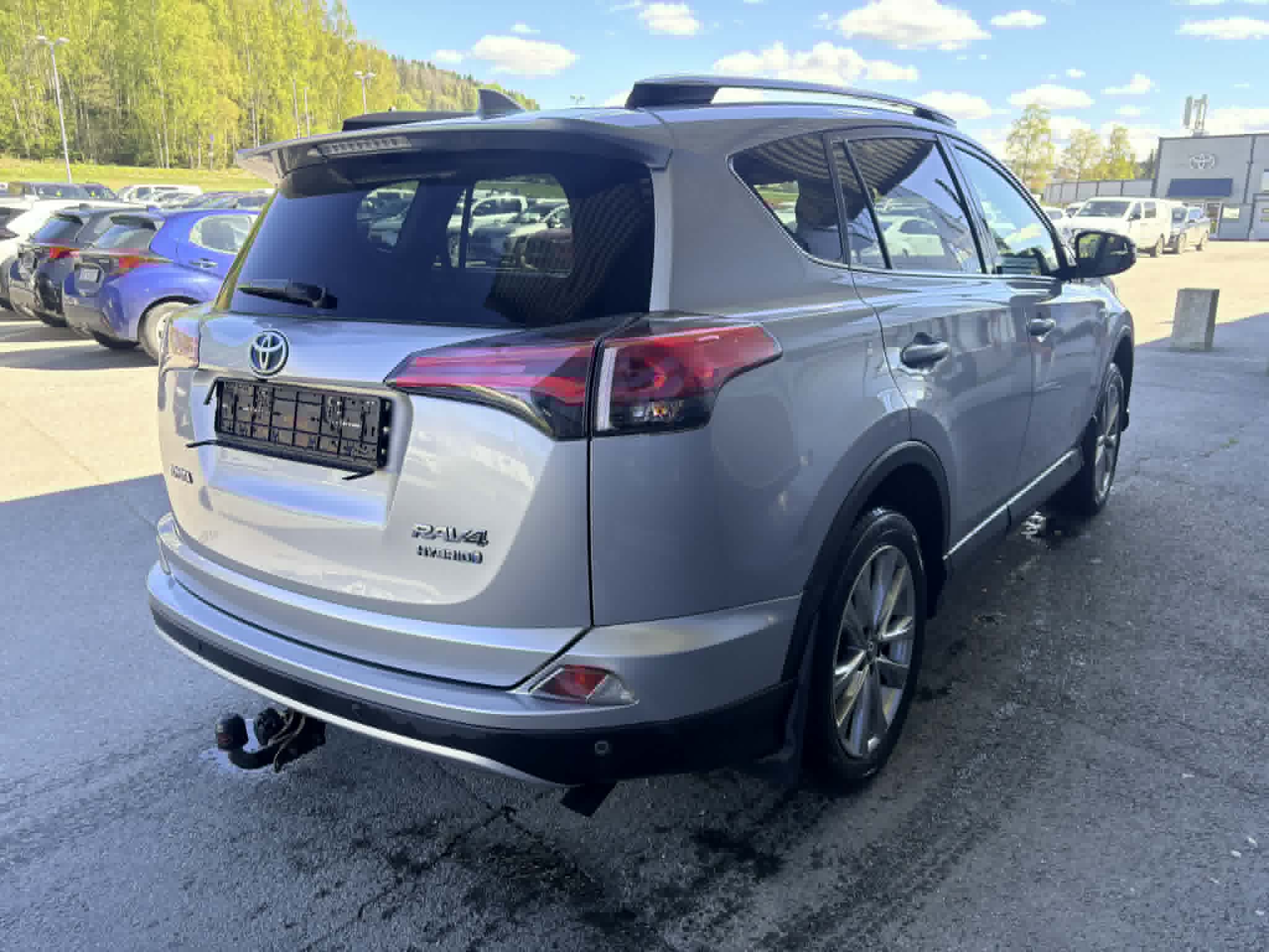 Thumnail bilde 2 av Toyota RAV4 Hybrid
