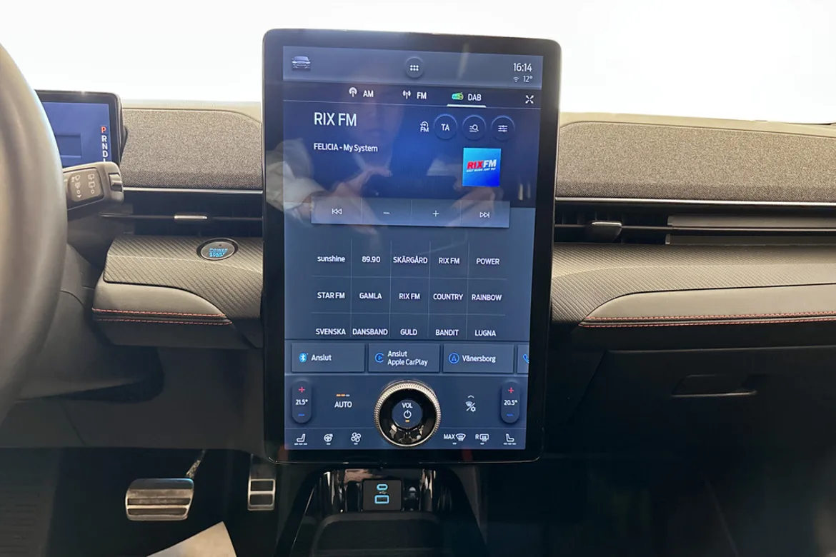 Ford Mustang Mach-E Standard Range AWD