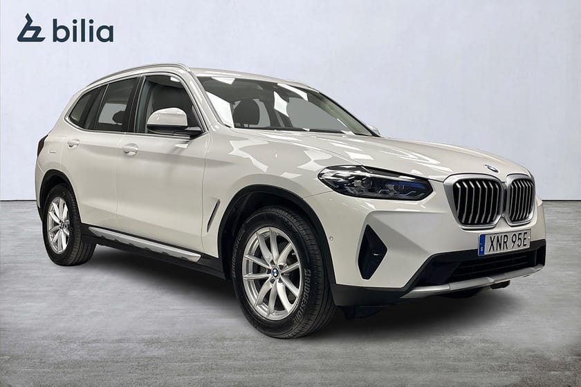 Bild 1 av BMW X3 xDrive20d / Parkerings värmare / Drag /