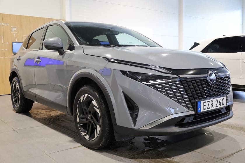 Bild 4 av Nissan Qashqai 1,3 DIG-T XTRONIC-CVT 158hk N-Connecta Navi 360°-kamera