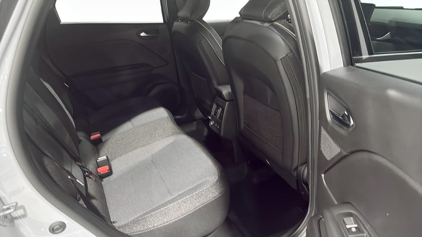 Bild 5 av Renault Captur TECHNO MILDHYBRID 140 EDC