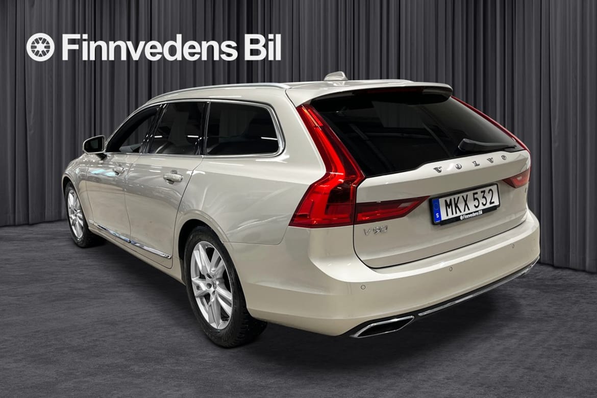 Volvo V90 2017 - miniatyr 2