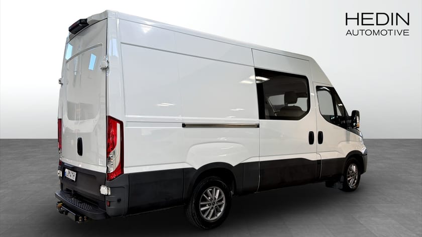 Bild 2 av Iveco Daily 35-140 Van Dubbelhytt 2.3 JTD Hi-Matic
