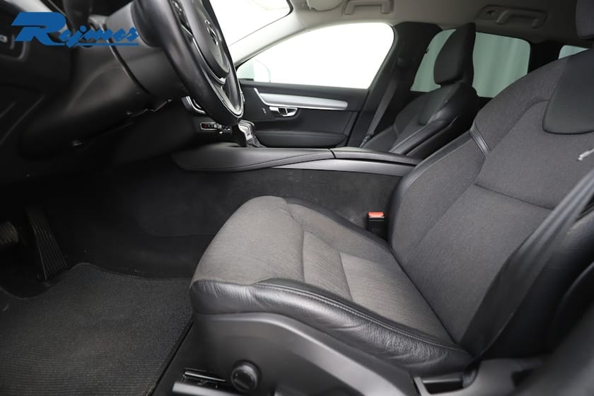 Bild 5 av Volvo V90 D4 Momentum Advanced SE II
