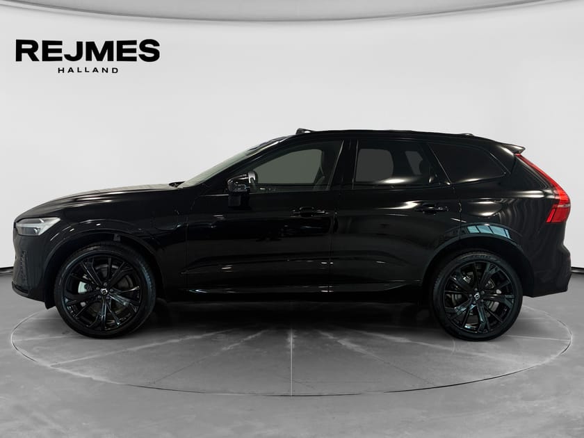 Bild 3 av Volvo XC60 T6 Plus Black Nordic Edition | Drag | 360° | Luftfjädring | H&K |