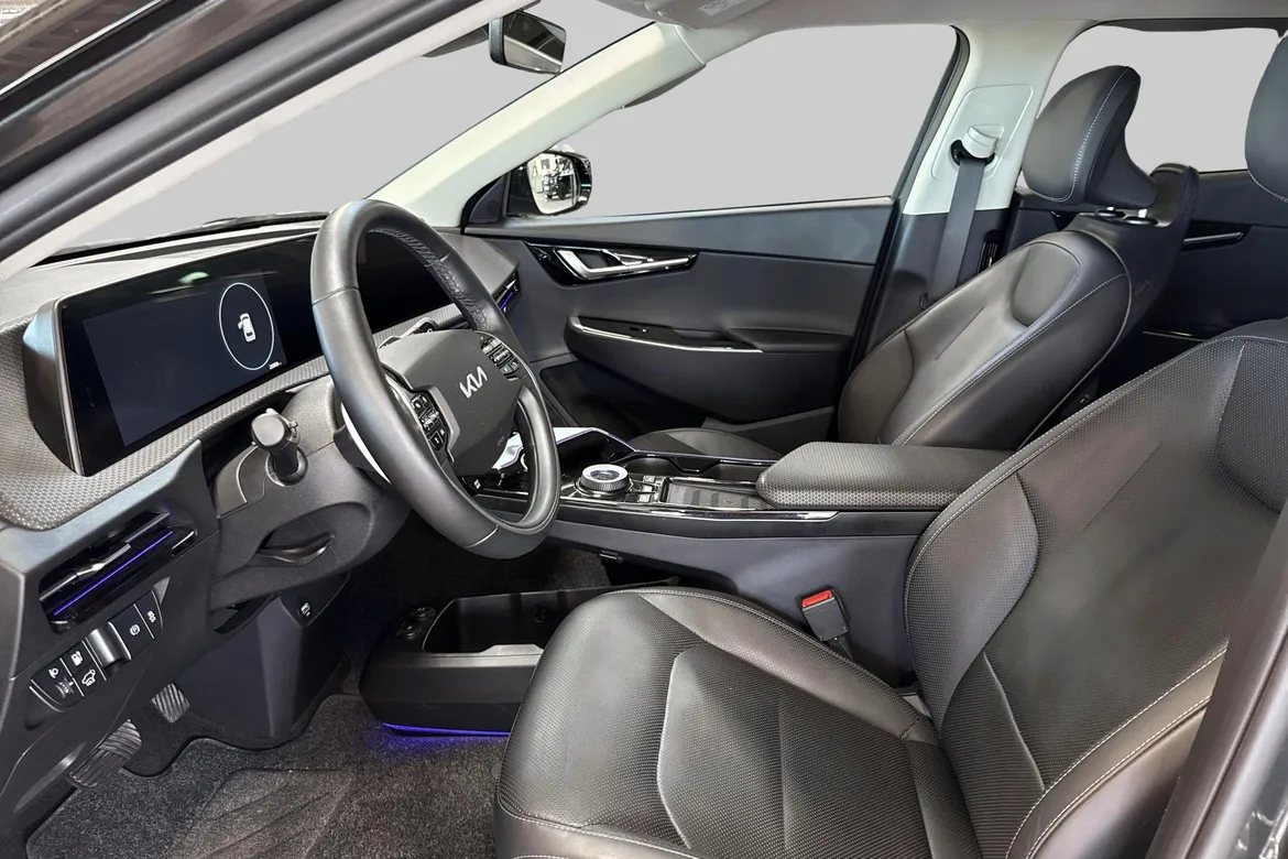 picture of a car