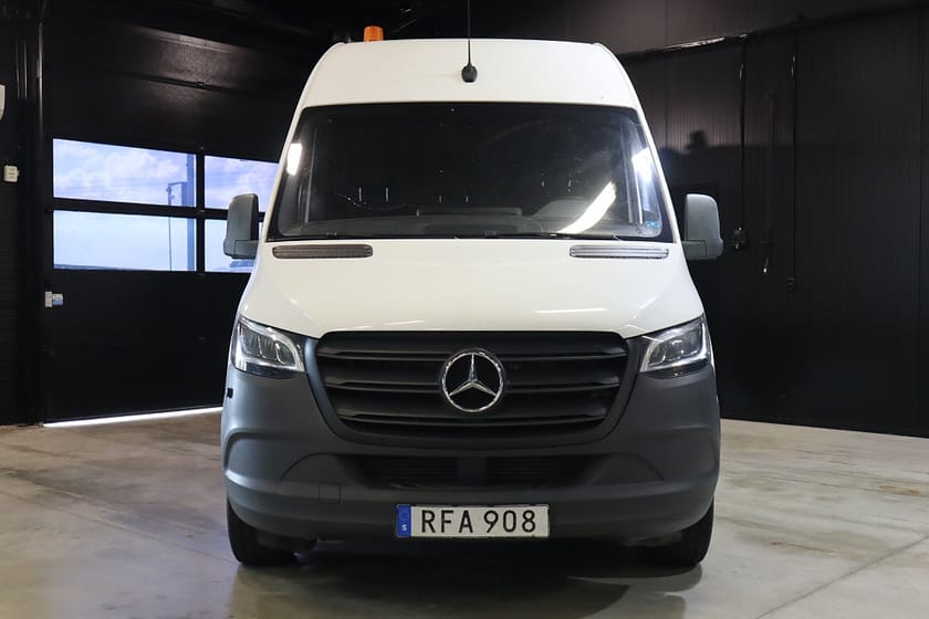 Bild 2 av Mercedes-Benz Sprinter 211 CDI FWD Panel Van Skåpbil 9G (114hk) MOMS