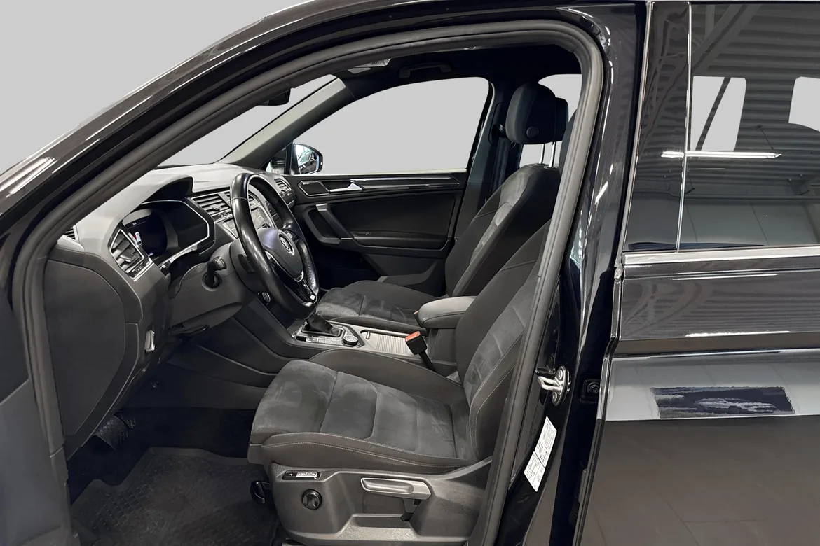 picture of a car
